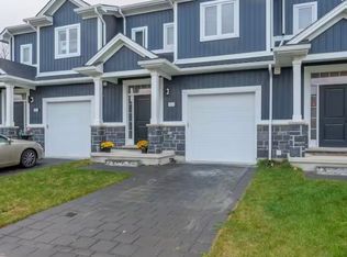 1814 Finley Cres, London, ON N6G 0W4