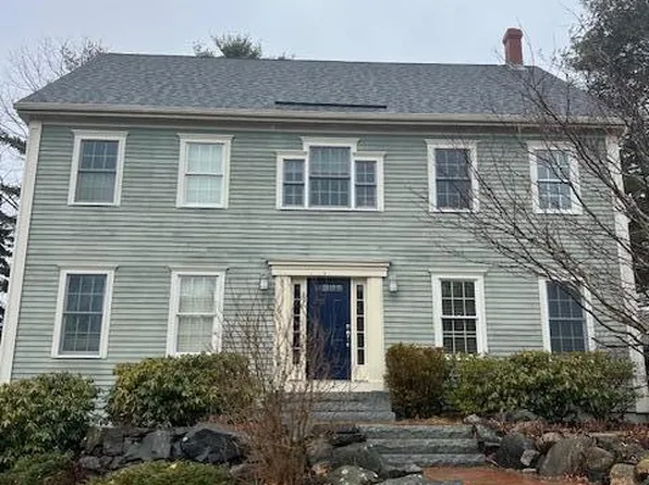 6 Leighton Farm Road, Cape Elizabeth, ME 04107
