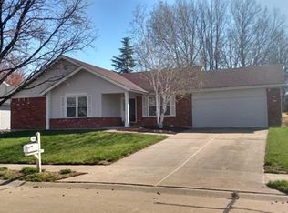 2964 Wentworth Dr, Saint Charles, MO
