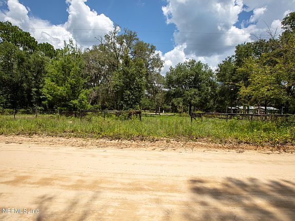 5th image of 5870 INDIAN Trail