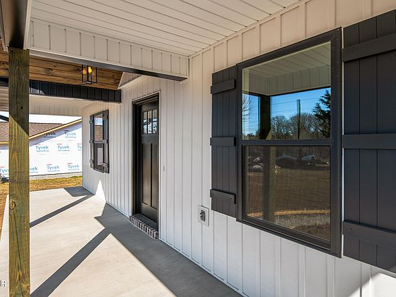 4th image of 275 Cross Over Rd