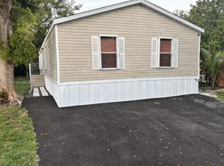 2108 8th Ave N, Lake Worth, FL 33461