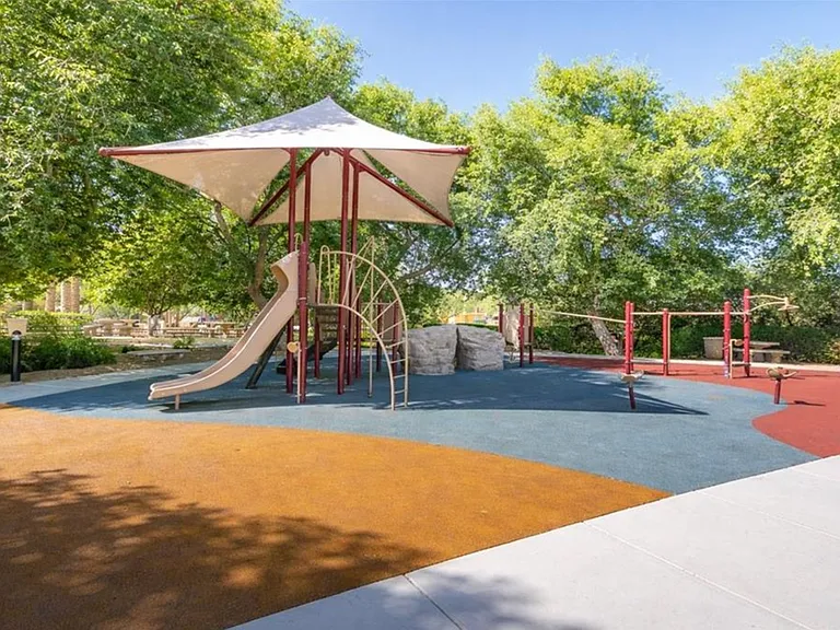 461 Paseo Del Corazon — Photo 33