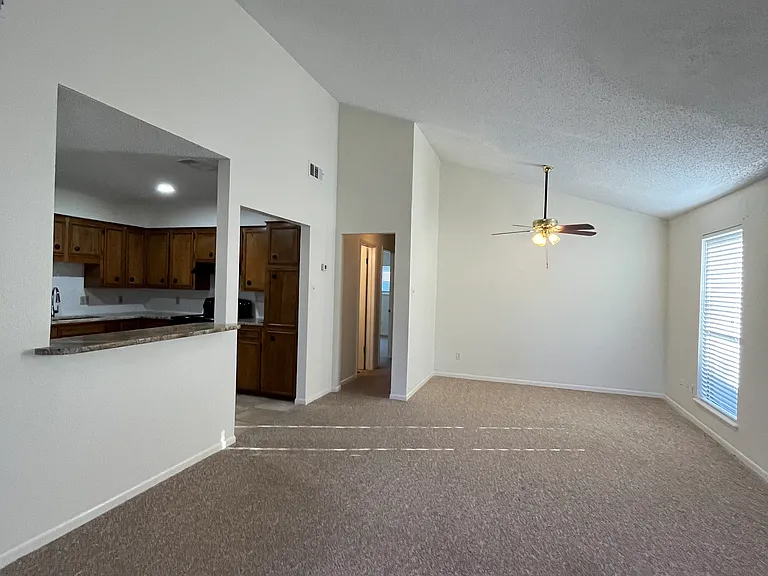 4817 Shadowbend Dr #A — Photo 1