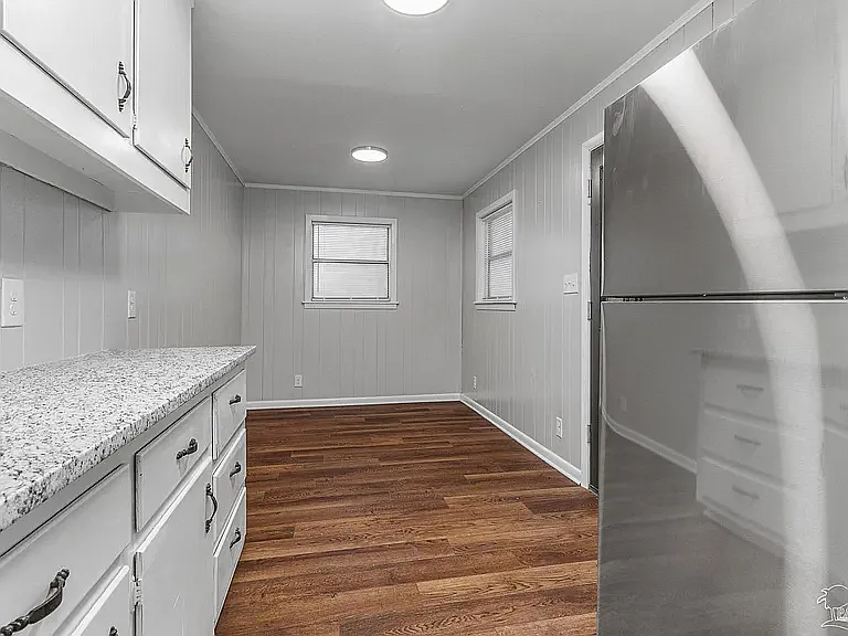 2661 N 10th Ave #B — Photo 3
