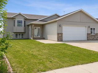 1878 10th St W, West Fargo, ND 58078