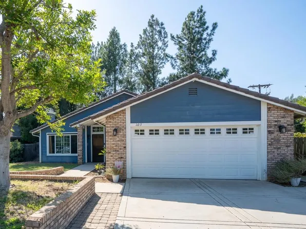 103 S Mercedes Rd, Fallbrook, CA 92028