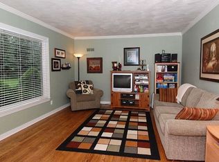 5920 S Kurtz Rd, Hales Corners, WI 53130