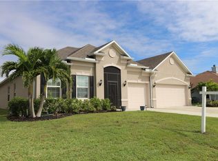 5448 NW Edgewater Ave, Port Saint Lucie, FL 34983