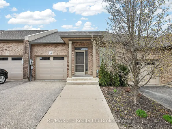 111 King St E #14, Ingersoll, ON N5C 1G8