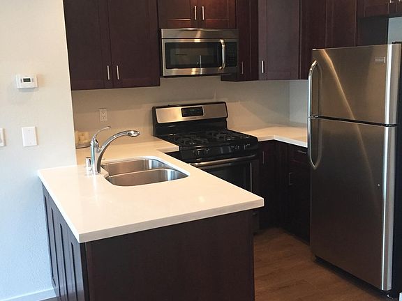 5th image of 3760 Sawtelle Blvd #1