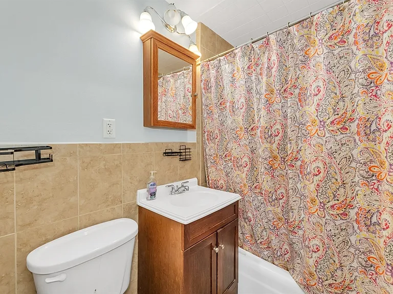 191 Commercial St #301 — Photo 13