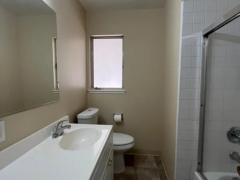5495 Taft Dr — Photo 8