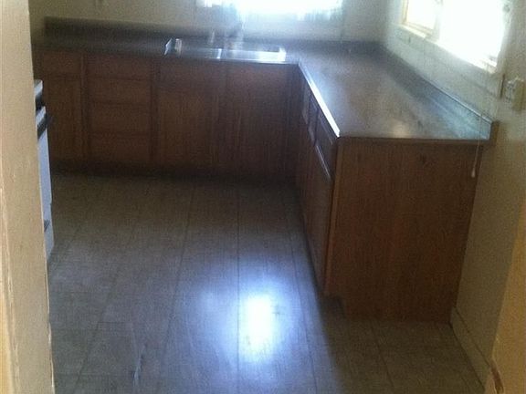 2nd image of 612 W 145th St