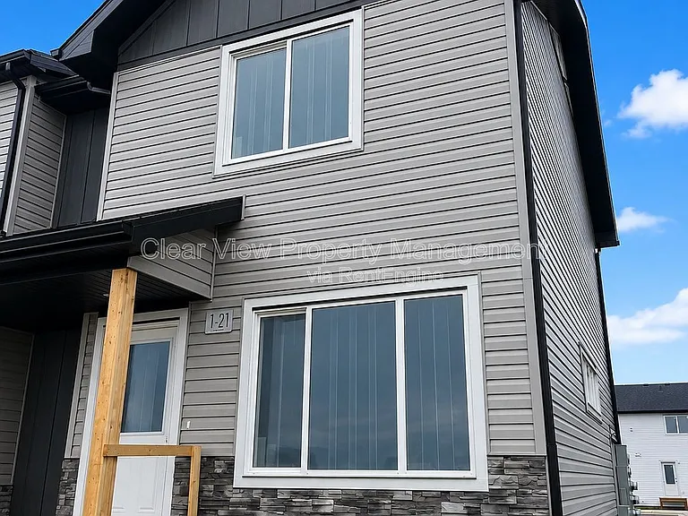 594 Aquitania Blvd W #3 — Photo 1