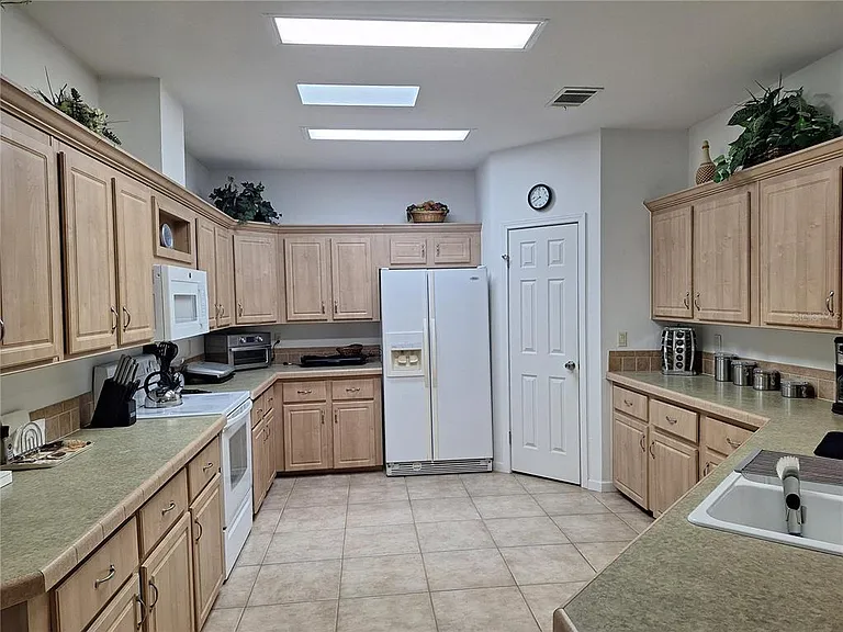 301 Water Landing Dr — Photo 13