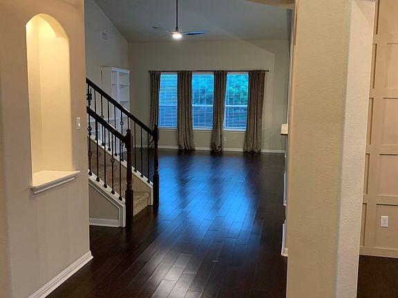 3rd image of 700 Royal Burgess Dr