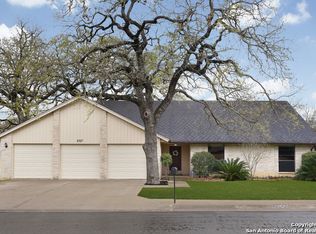2527 Great Oaks Dr, San Antonio, TX 78232
