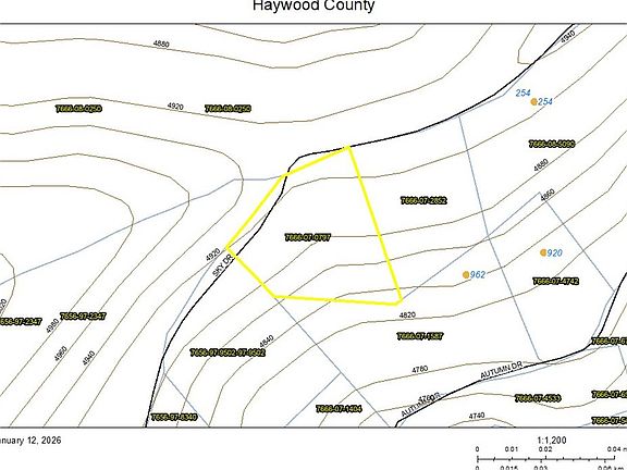 3rd image of 220 Sky Dr