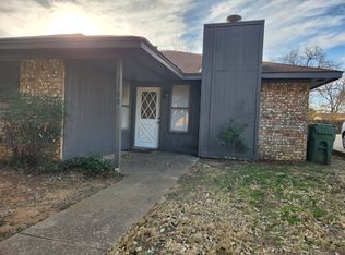 2508 Windy Pine Ln, Arlington, TX 76015