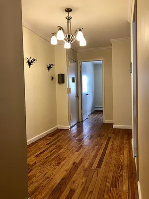 Rented by Astoria Realty | media 14