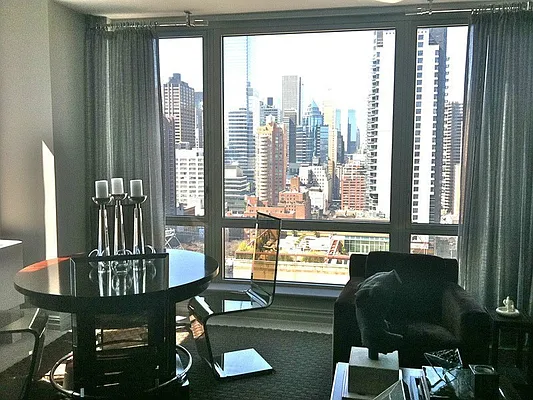 Rented by Sotheby's International Realty | media 27