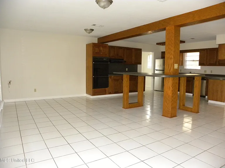 2507 Parkway Rd — Photo 4