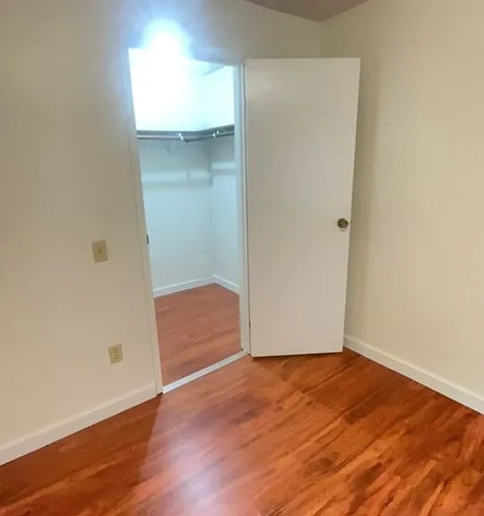 2215_17 S Chase St — Photo 10