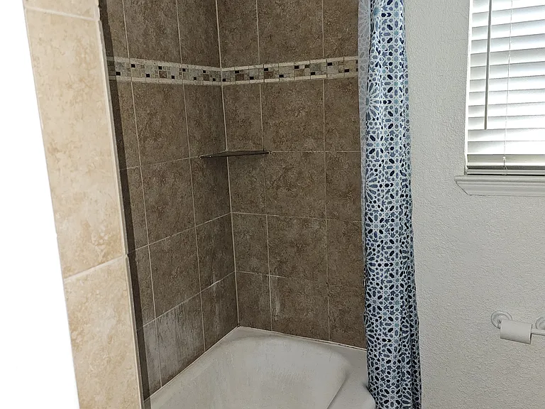 3208 Brown Trl — Photo 6