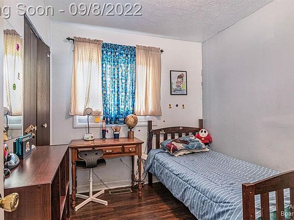 2nd image of 670 Calder Ave
