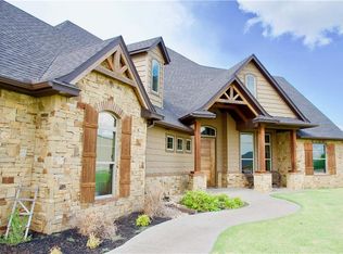 24193 E 996th Rd, Weatherford, OK 73096