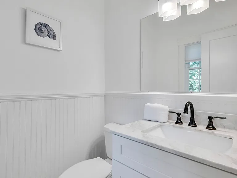 1110 N Sea Rd — Photo 31
