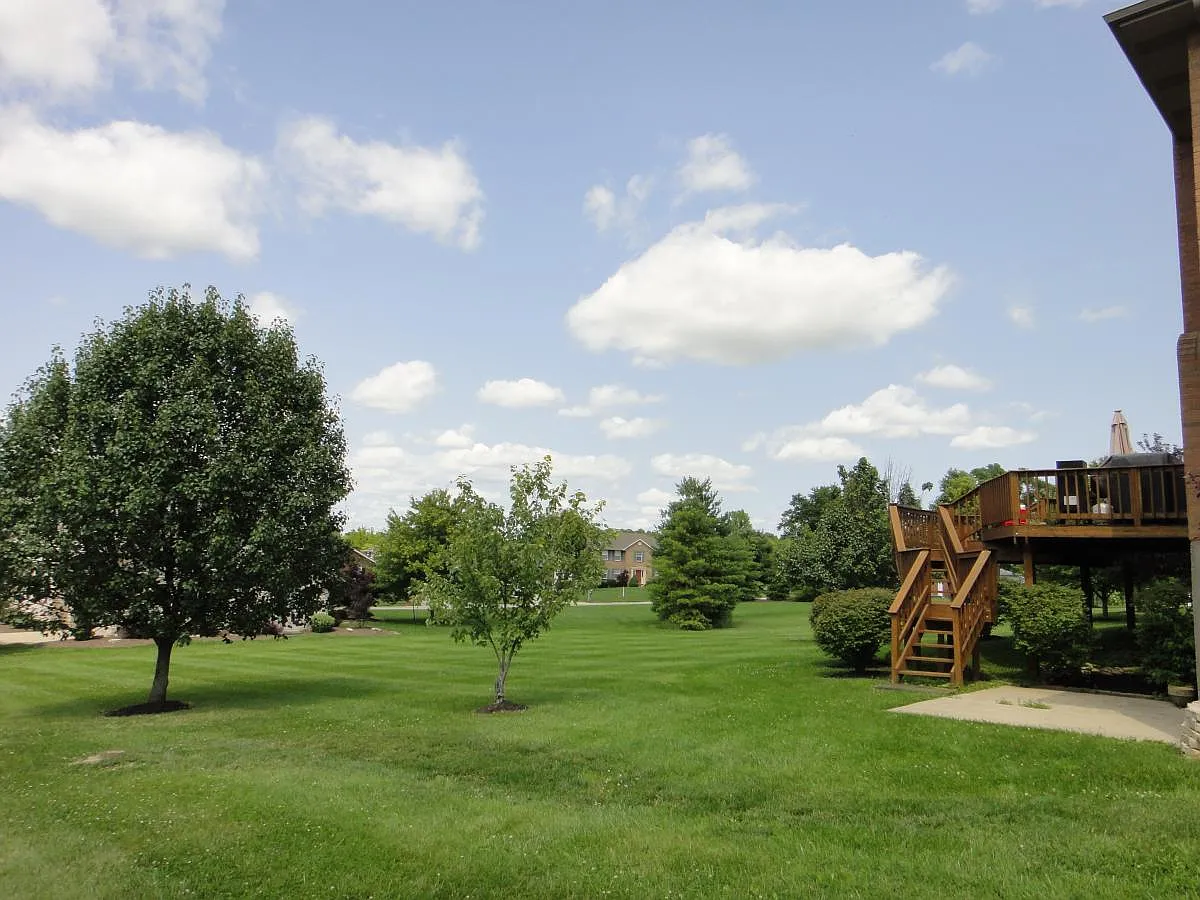 4 bed, 3.5 bath, 3544 sqft, $3,200 — Photo 3