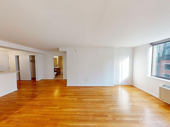 4th image of 121 Reade St APT 6K