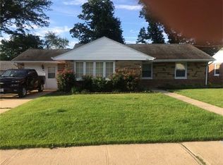 40 Gurley Rd, Edison, NJ 08817
