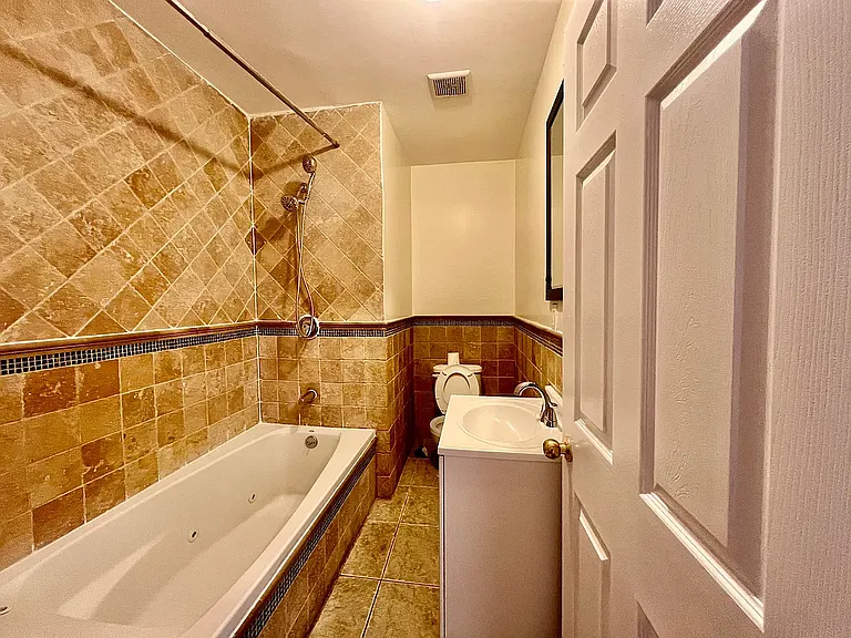 102 Patchen Ave #2A — Photo 12