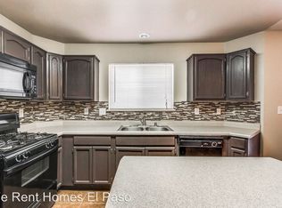 652 Vern Butler Dr, El Paso, TX 79932