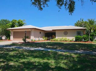 1371 Oak View Dr, Sarasota, FL 34232