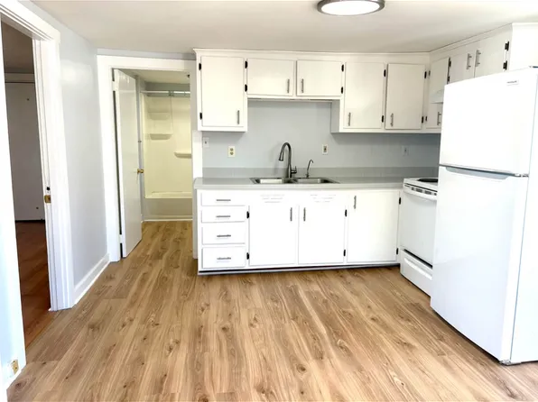 34 Washington Ave #B, Old Orchard Beach, ME 04064