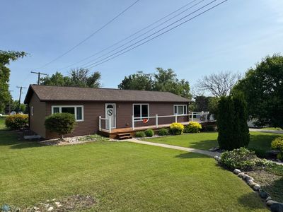 418 4th Ave W, Lisbon, ND, 58054