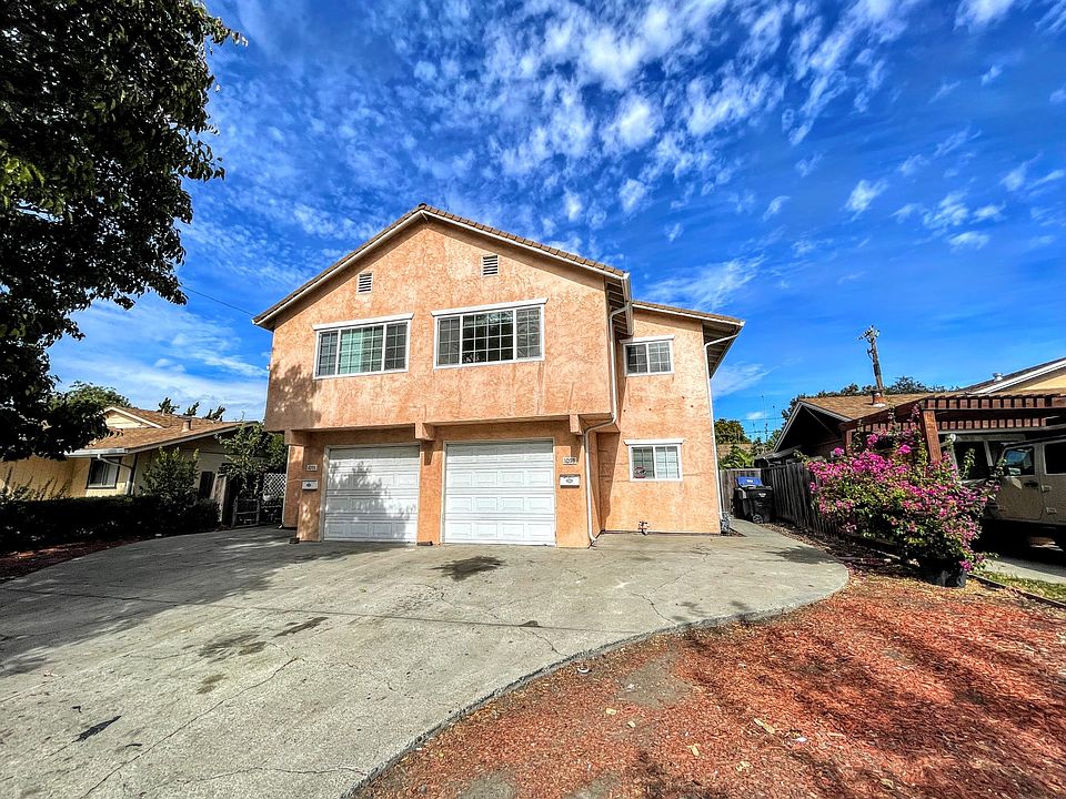 1st image of 1093 Lakedale Way