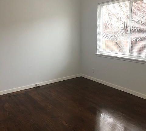 4th image of 918 Howard Ave