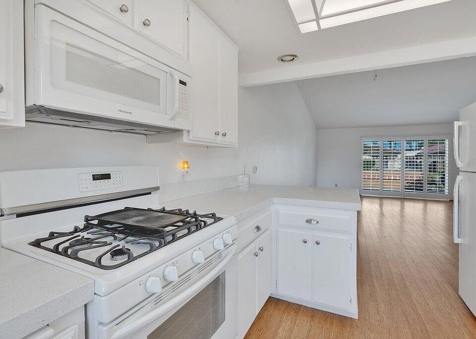 1st image of 82118 Bergman Dr