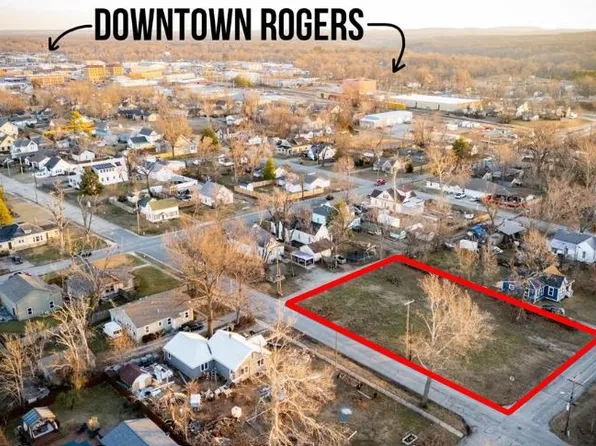 921 S 4th St #6, Rogers, AR 72756