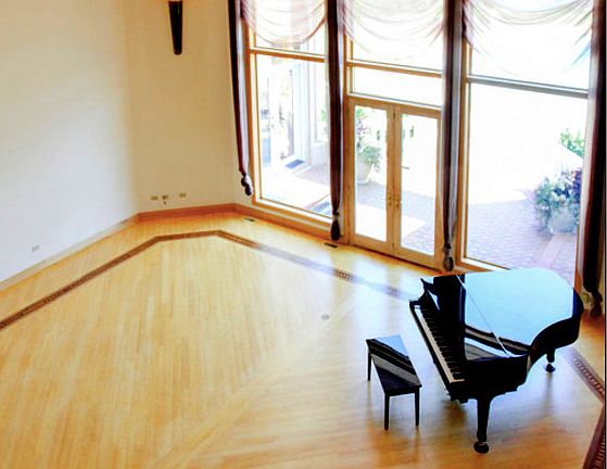 5th image of 1683 Braeside Ln