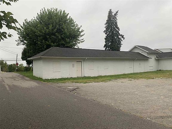3rd image of 7646 Alexandria Pike
