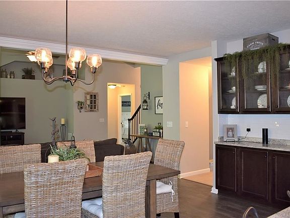 5th image of 2502 McCarren Dr