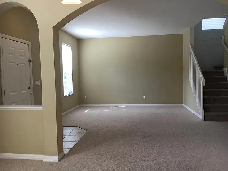 9805 Portofino Dr — Photo 4