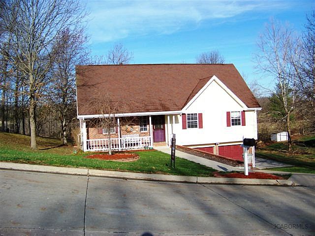 1st image of 741 Joseph Dr