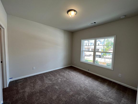 4th image of 1582 Dover Creek Ln